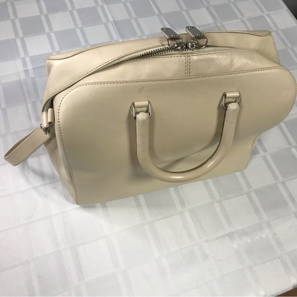 Luxurious Maison Martin Margiela Paris beige leather purse silver accents - Picture 2 of 10